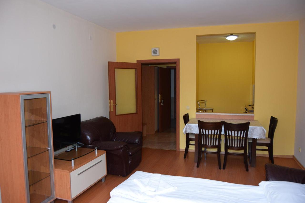 Persey Flora Apartments Borovets Exteriör bild